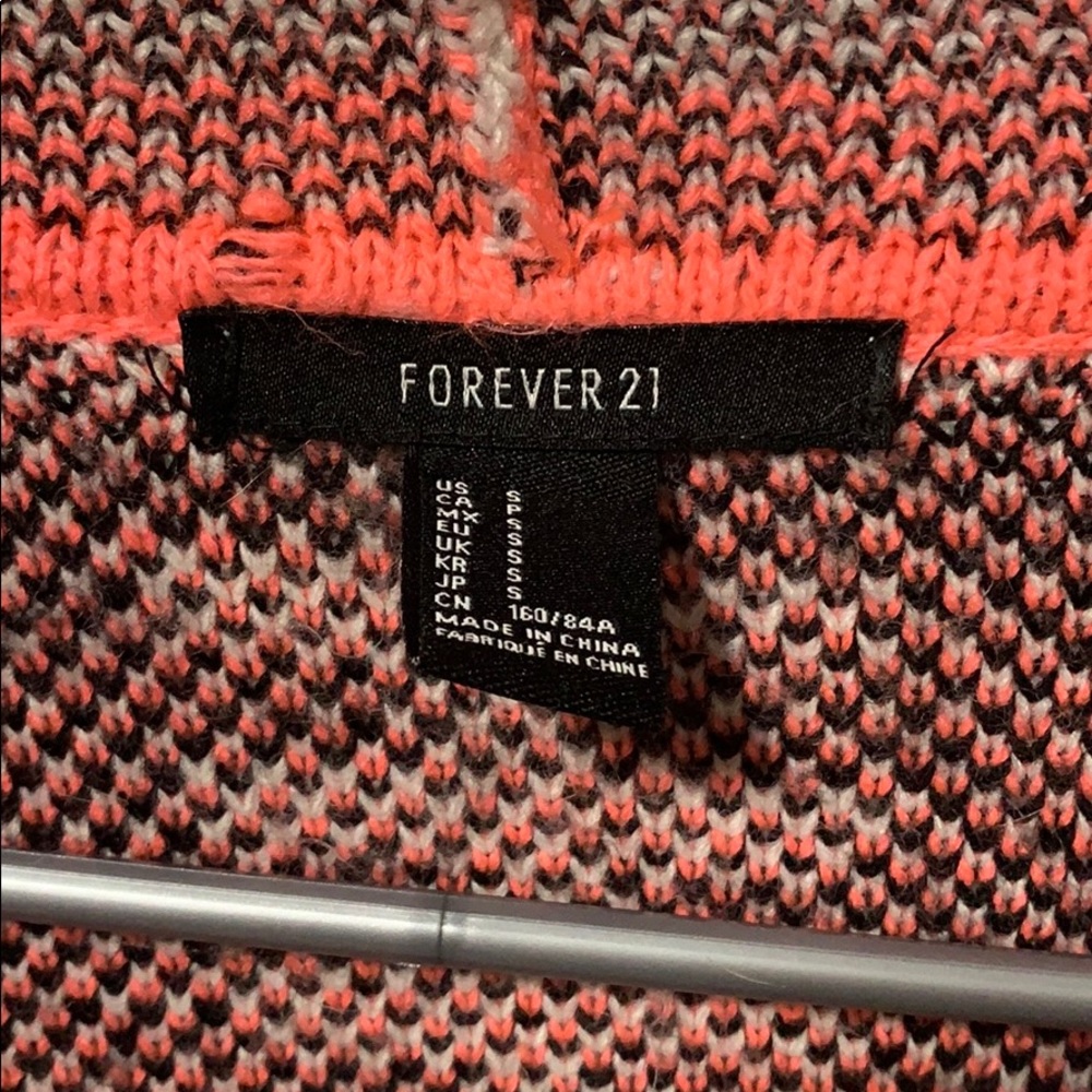 Patterned sweater - Picture 2 of 3
